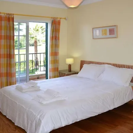 Family Vilamoura Villa Amendoeiras 5 Bedrooms Golf Course Views Perfect For Families Villa Quarteira